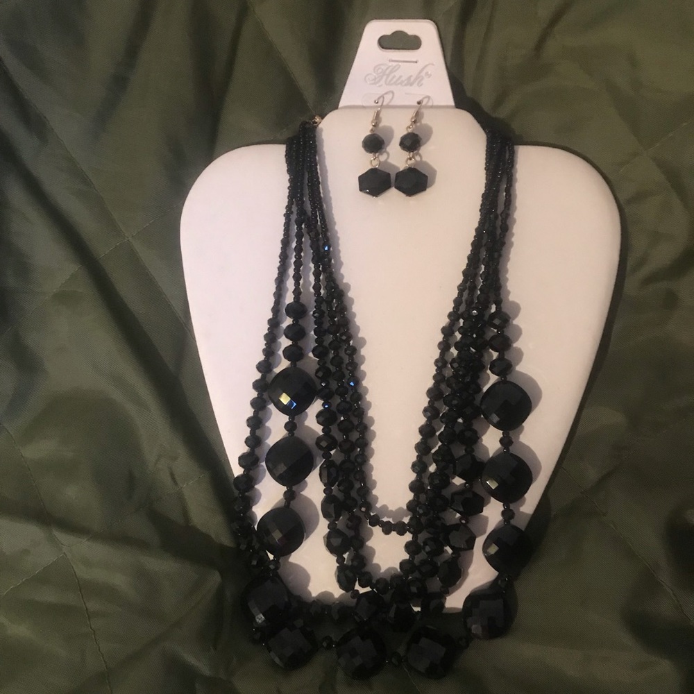 Necklace and earring